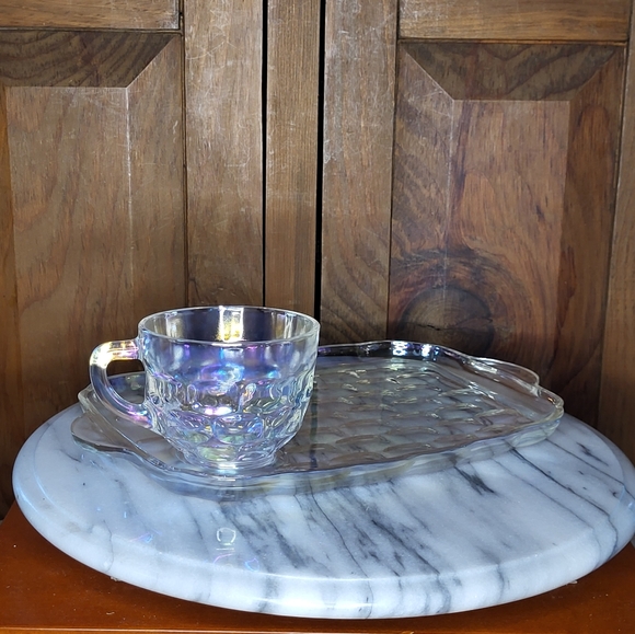 Carnival Glass Snack Tray Set - Picture 15 of 17